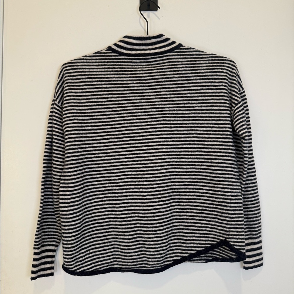 Madewell Women’s Striped Navy and White Turtleneck Sweater XXS Wool Blend - Picture 4 of 8